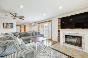 Spacious Presque Isle Home Walk to Downtown!